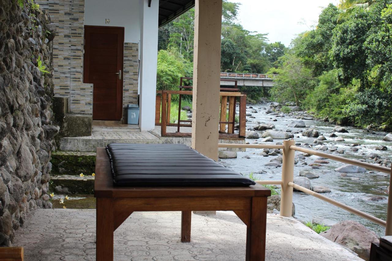 Pondok Tepi Sungai Sidemen  Exterior foto